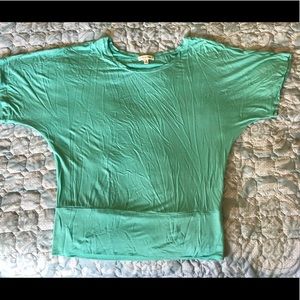 Short sleeve dolman top